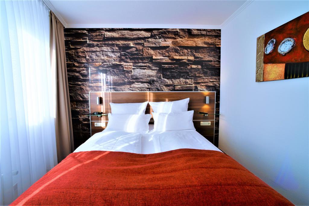 Ascot Hotel Remscheid Eksteriør billede