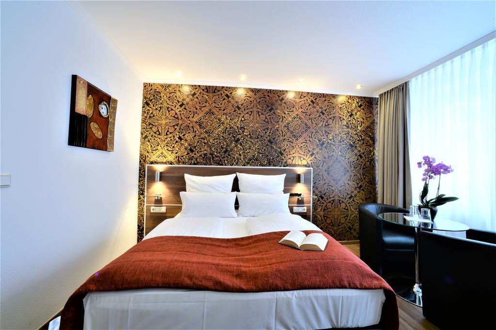 Ascot Hotel Remscheid Eksteriør billede