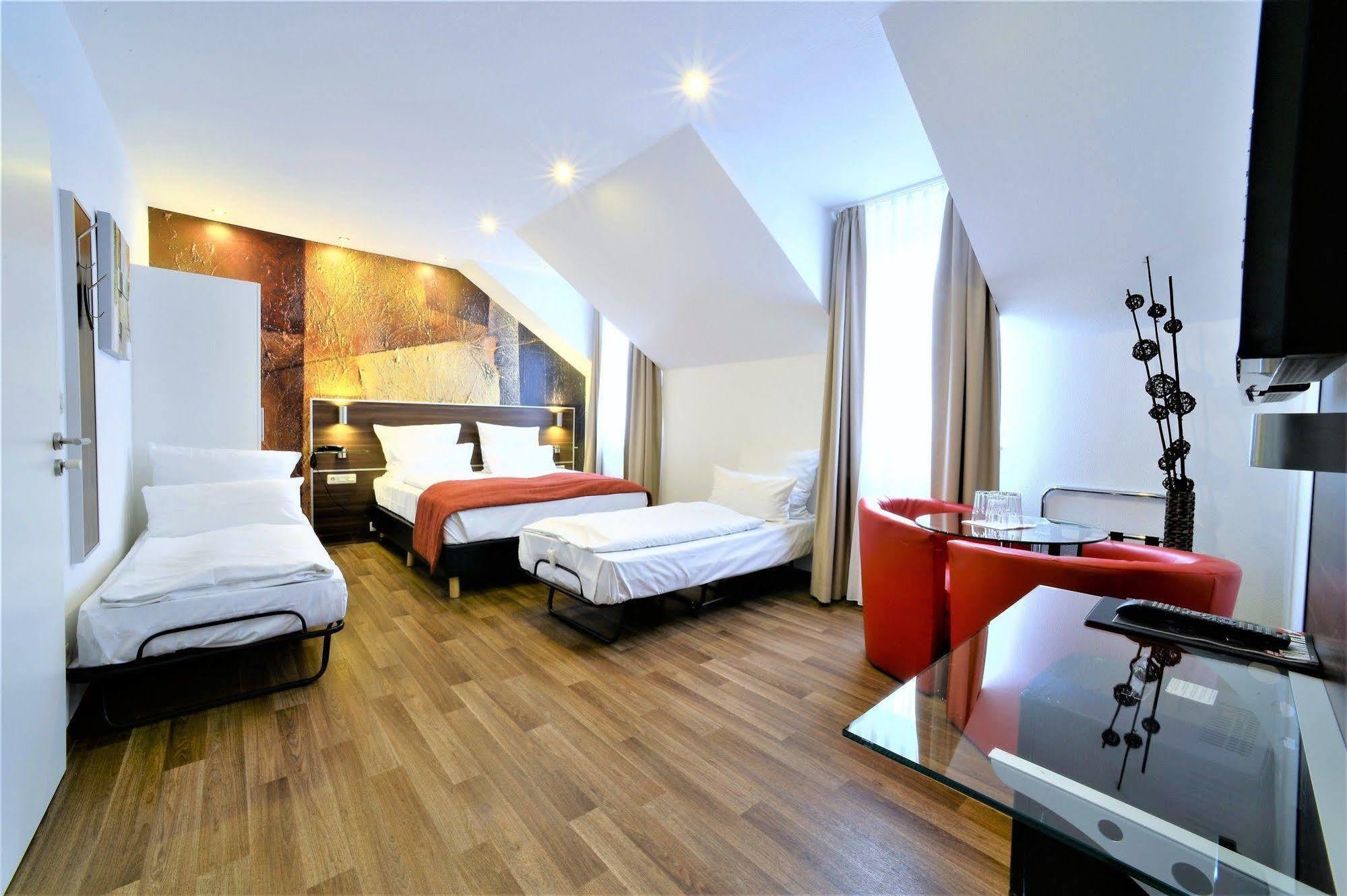 Ascot Hotel Remscheid Eksteriør billede